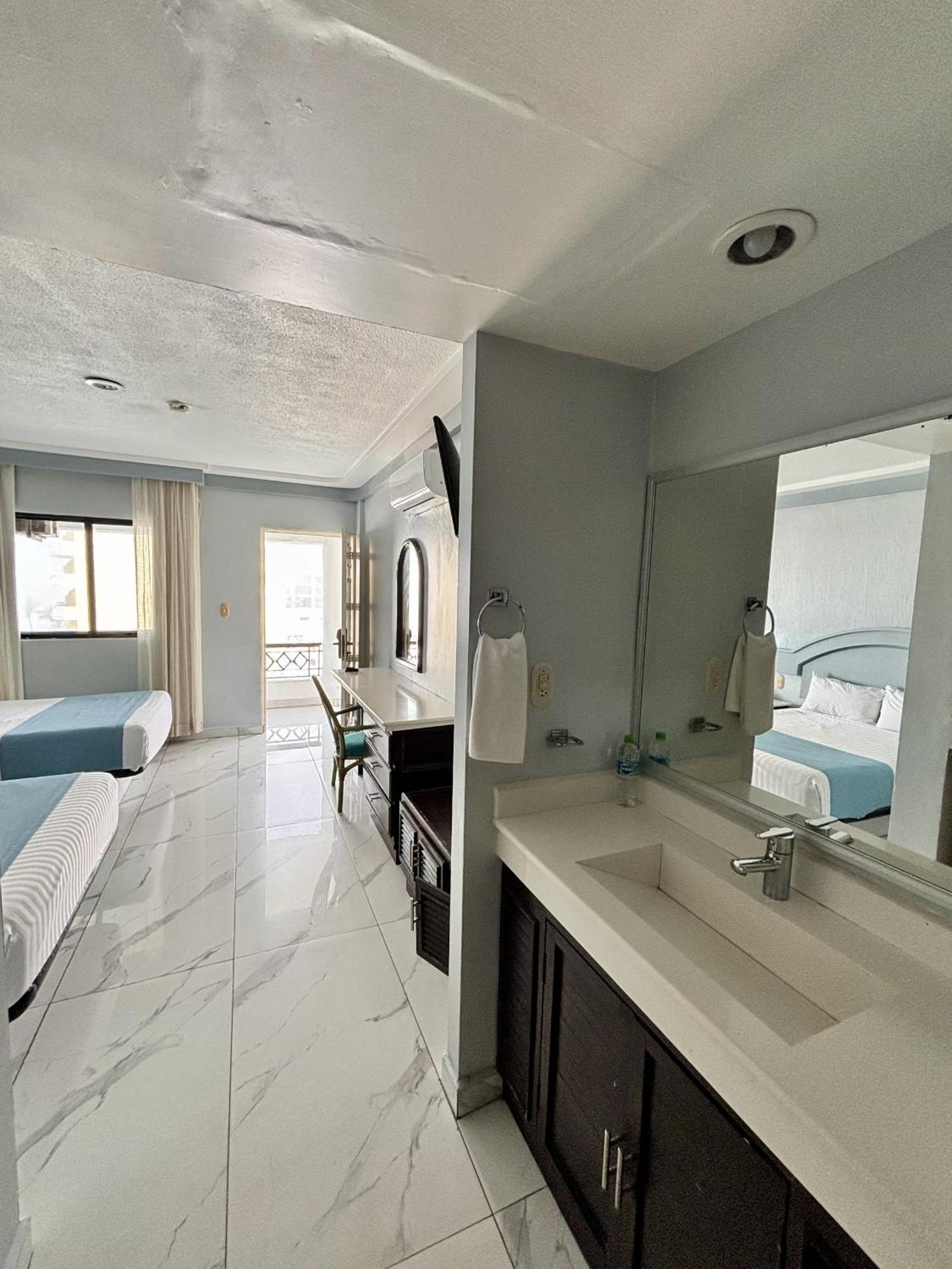 Hotel Playa Marina Mazatlan Dış mekan fotoğraf